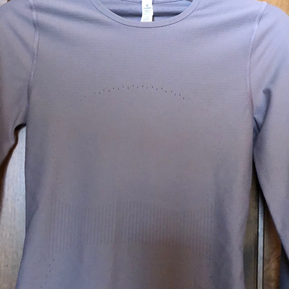 Lululemon - Picture 6 of 7